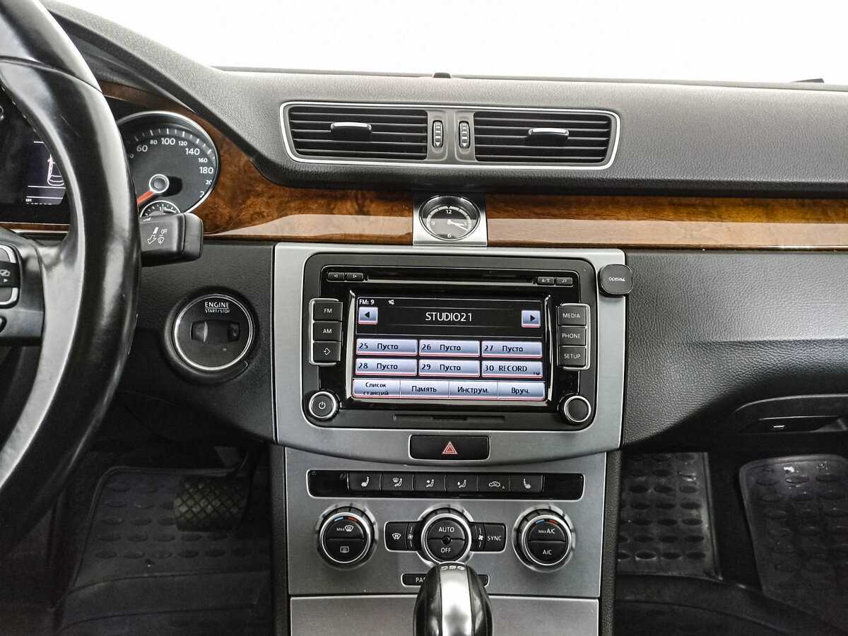 Volkswagen Passat CC, 2013 - Фото №12