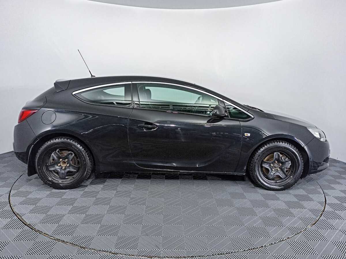 Opel Astra GTC, 2014 - Фото №3