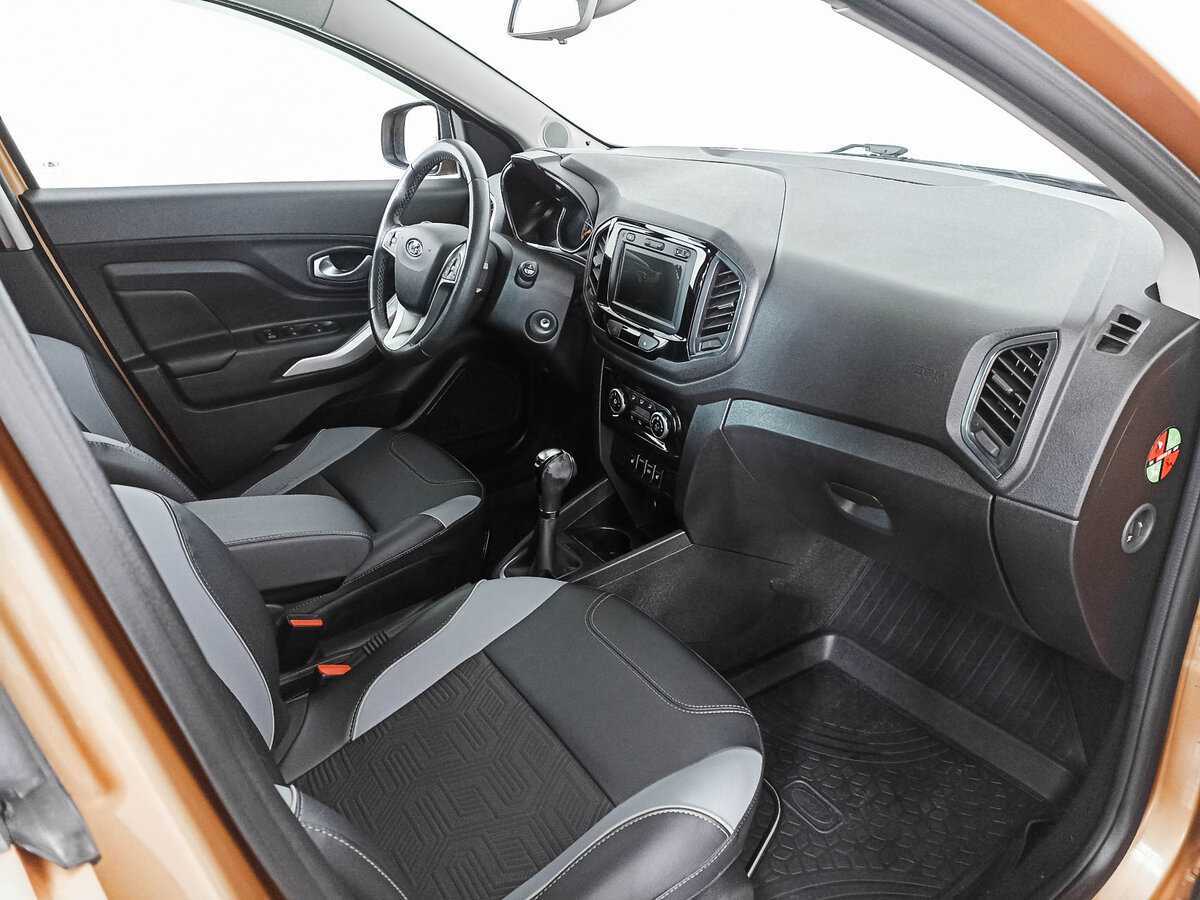 Lada (ВАЗ) XRAY Cross, 2019 - Фото №10