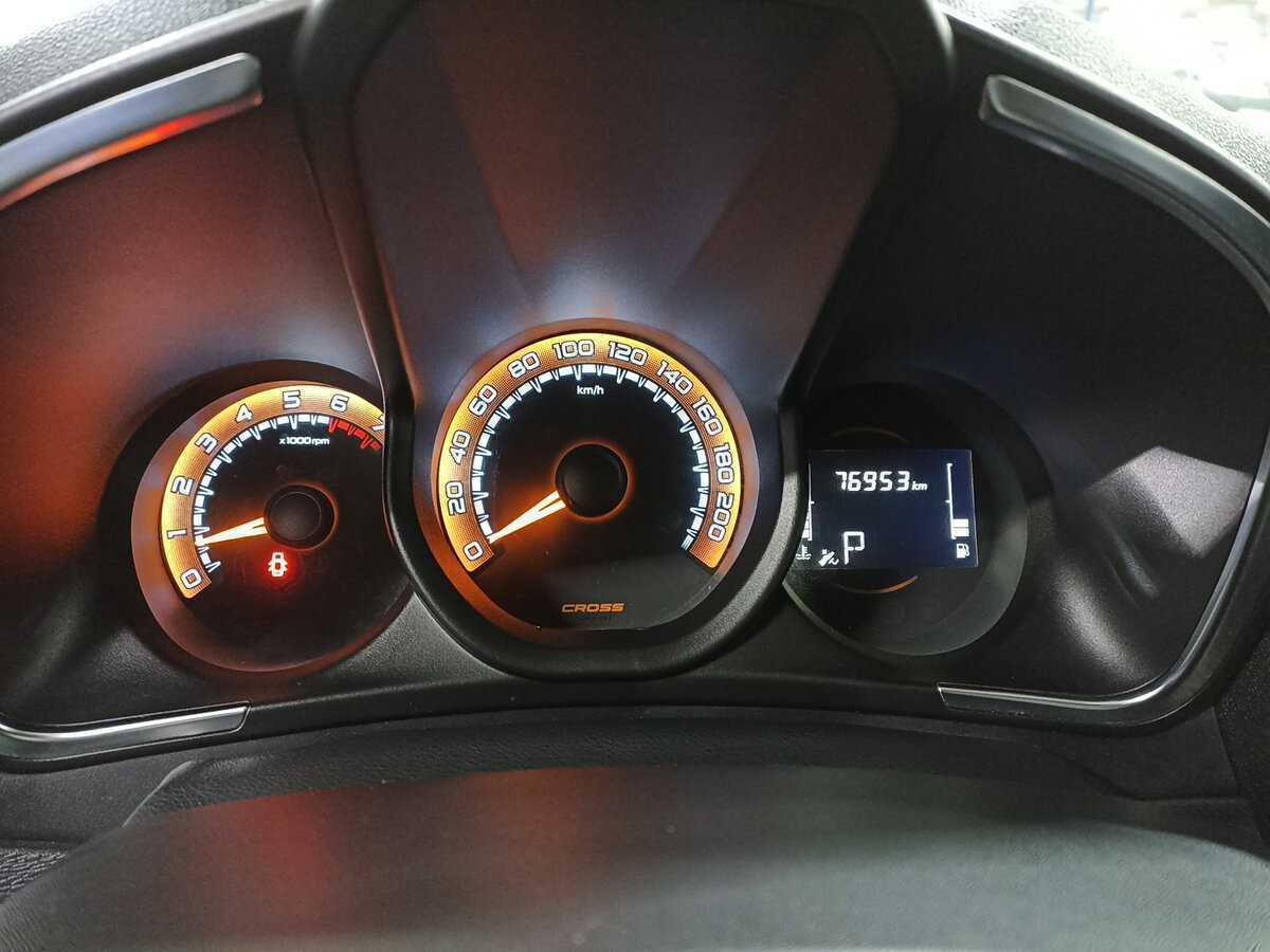 Lada (ВАЗ) XRAY Cross, 2019 - Фото №12