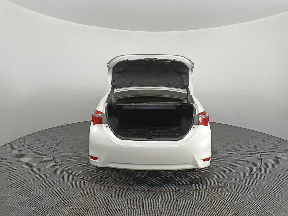 Toyota Corolla, 2013 - Фото №9