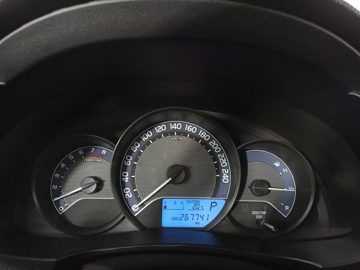 Toyota Corolla, 2013 - Фото №12