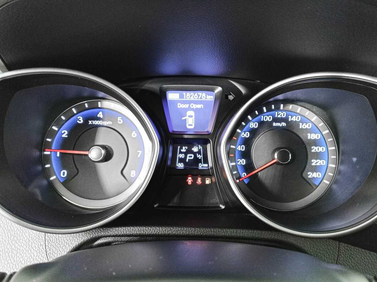 Hyundai i30, 2013 - Фото №12