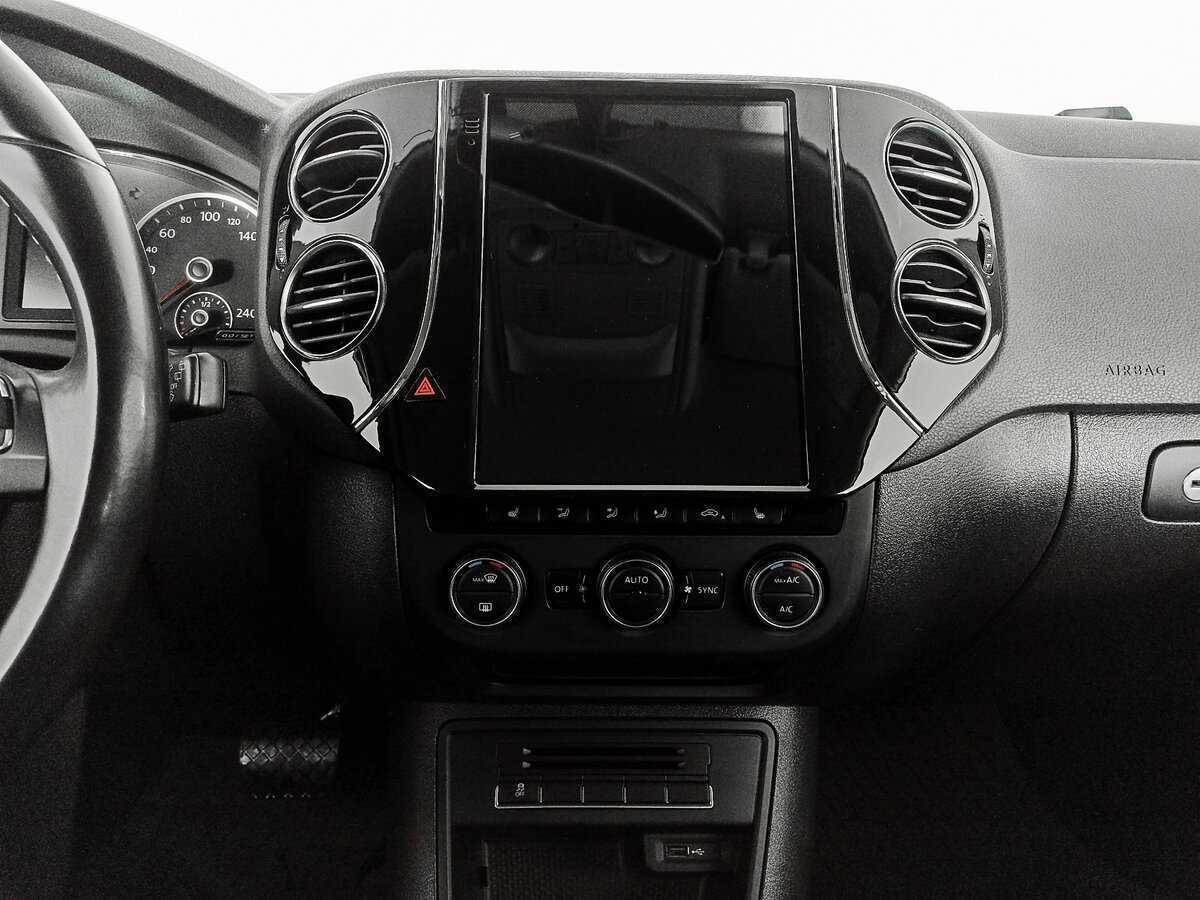 Volkswagen Tiguan, 2016 - Фото №12