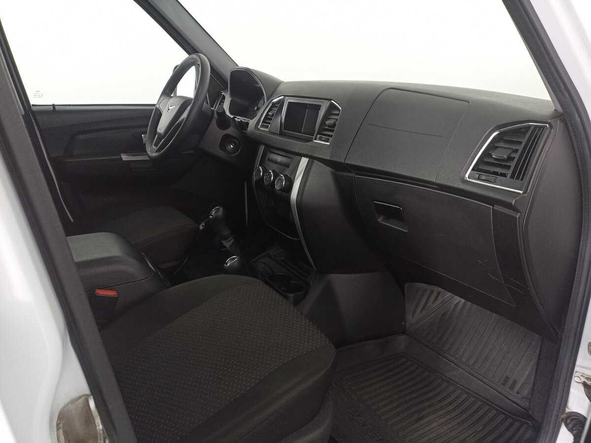 УАЗ Patriot, 2018 - Фото №10