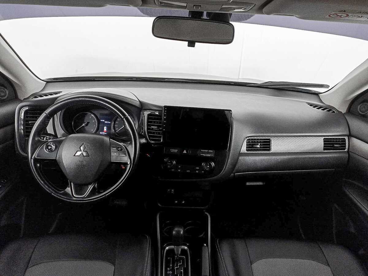 Mitsubishi Outlander, 2018 - Фото №12