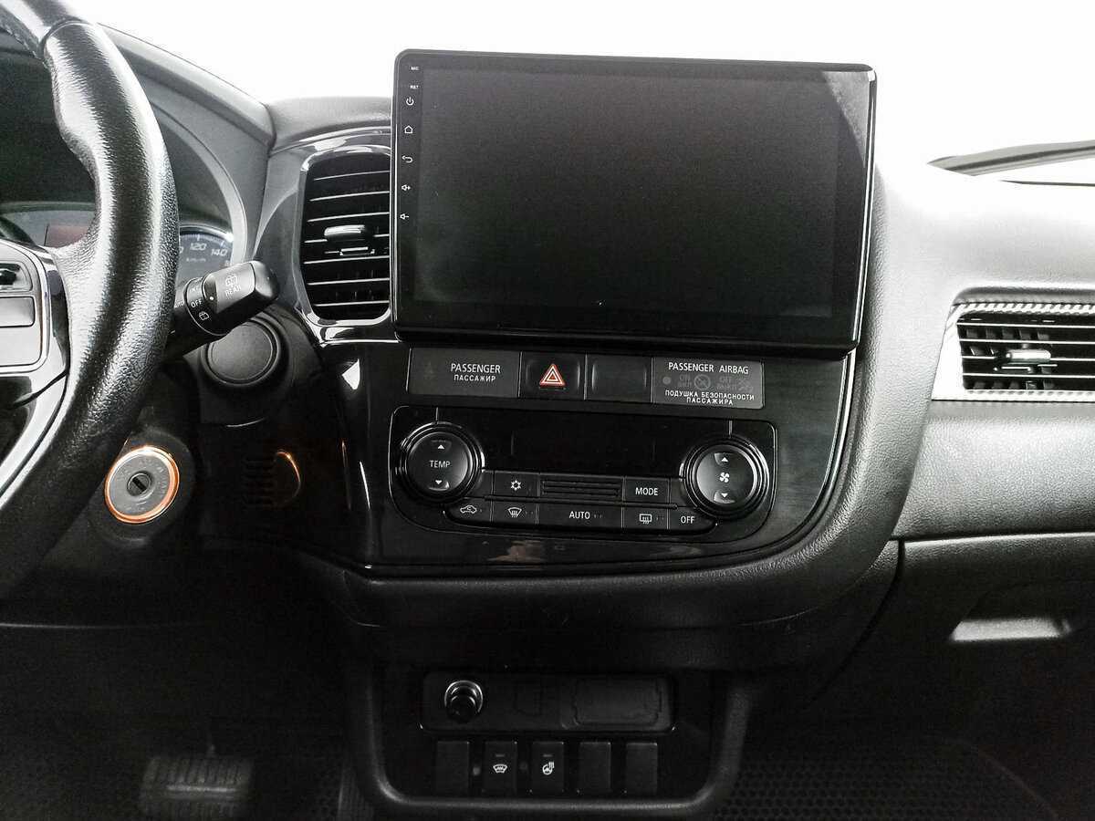 Mitsubishi Outlander, 2018 - Фото №13