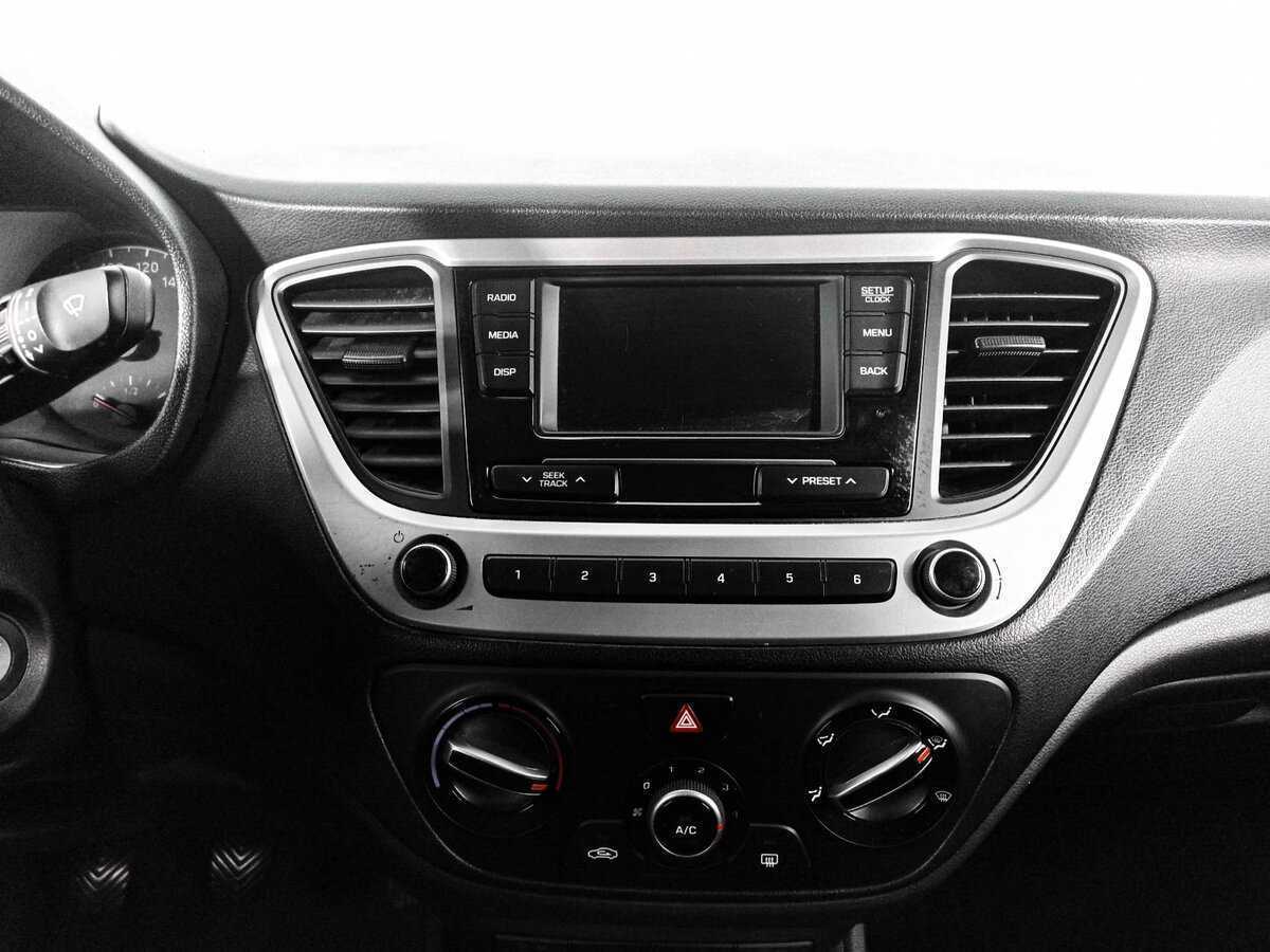 Hyundai Solaris, 2018 - Фото №12