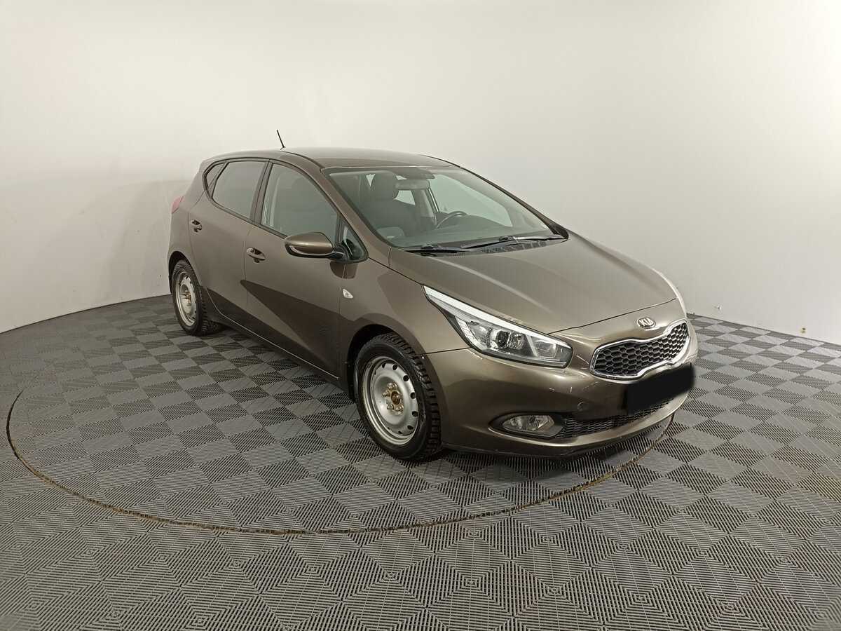 Kia Ceed, 2012 - Фото №2