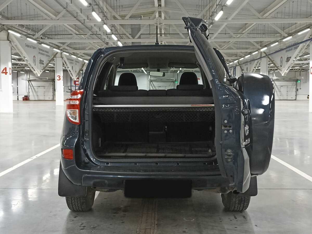 Toyota RAV4, 2012 - Фото №9