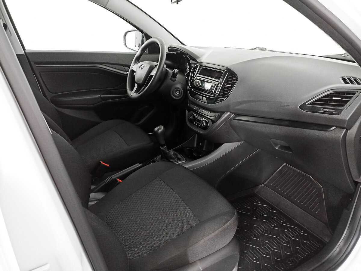 Lada (ВАЗ) Vesta SW, 2019 - Фото №10