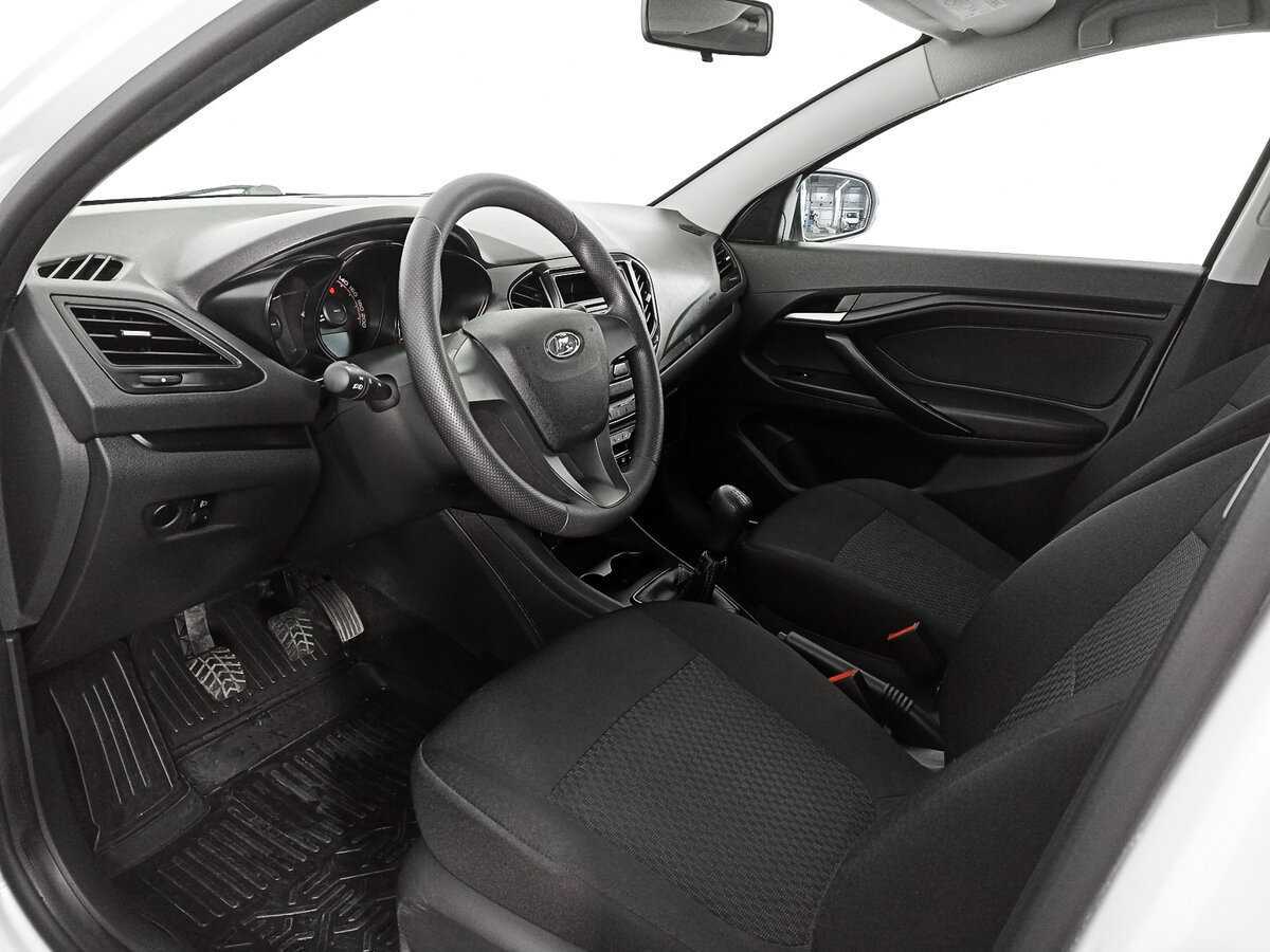 Lada (ВАЗ) Vesta SW, 2019 - Фото №15