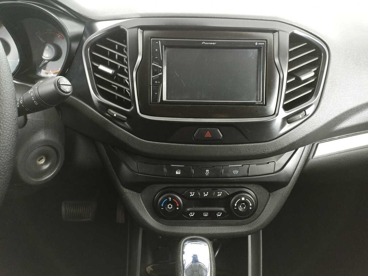 Lada (ВАЗ) Vesta, 2020 - Фото №14