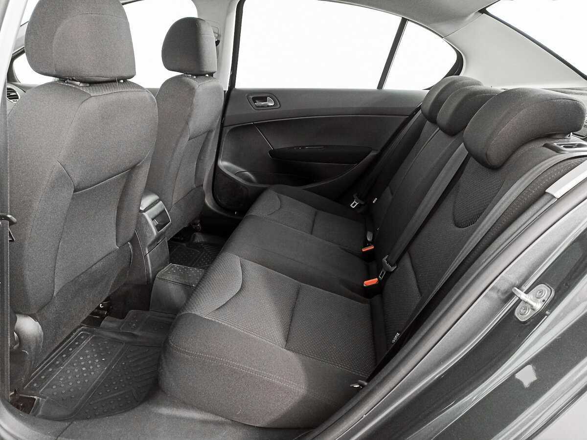 Peugeot 408, 2012 - Фото №6