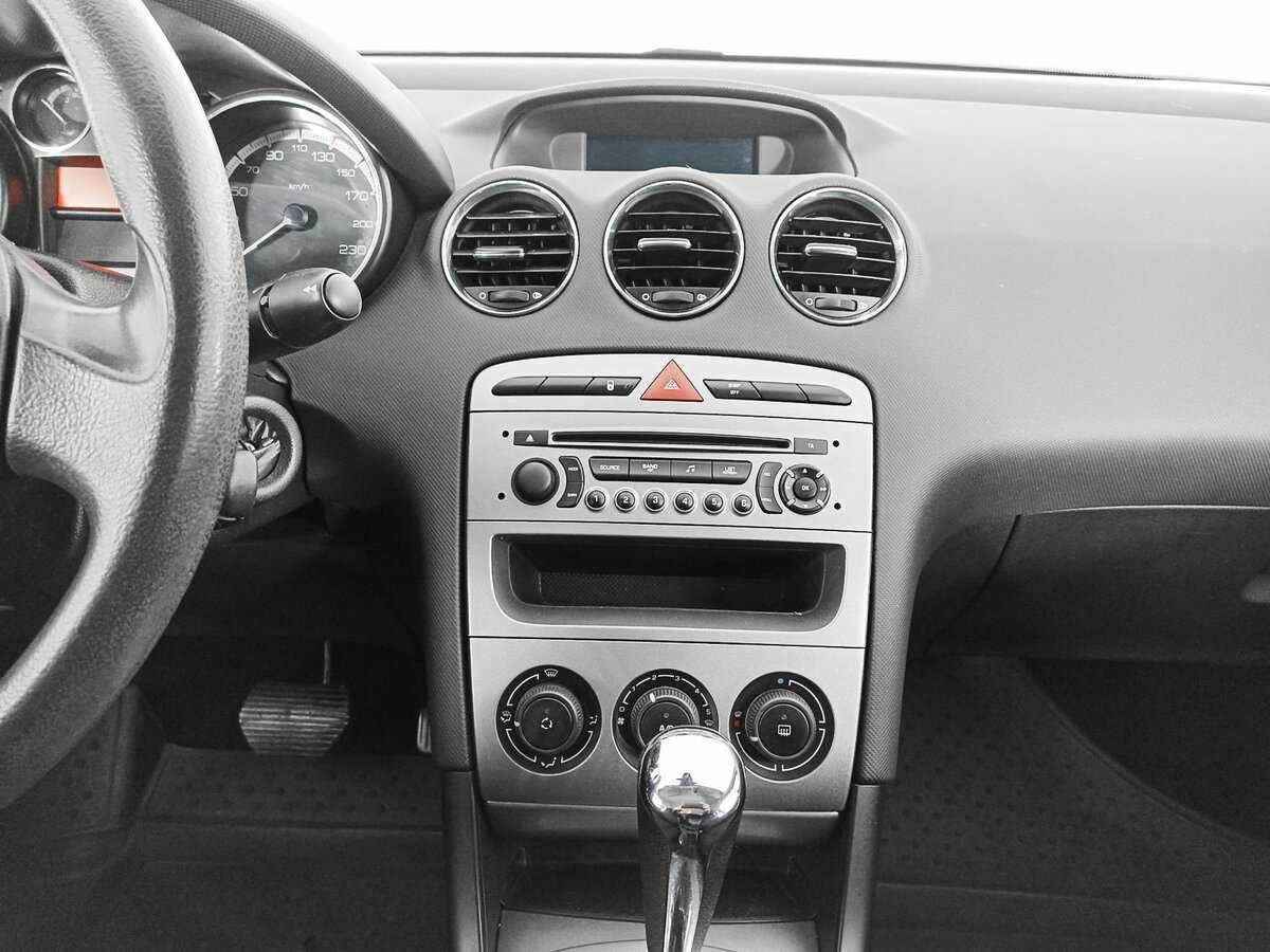 Peugeot 408, 2012 - Фото №9