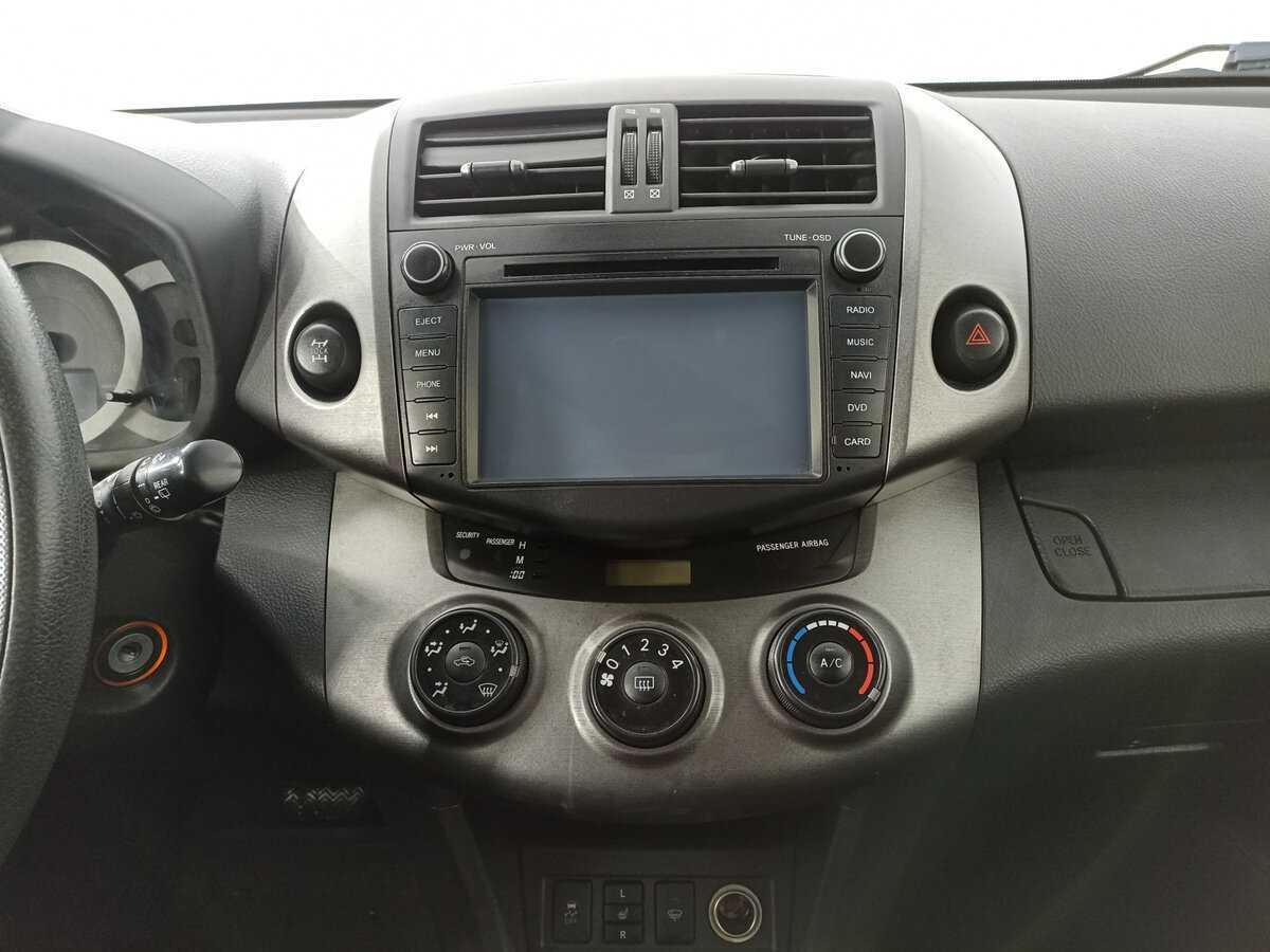 Toyota RAV4, 2012 - Фото №12