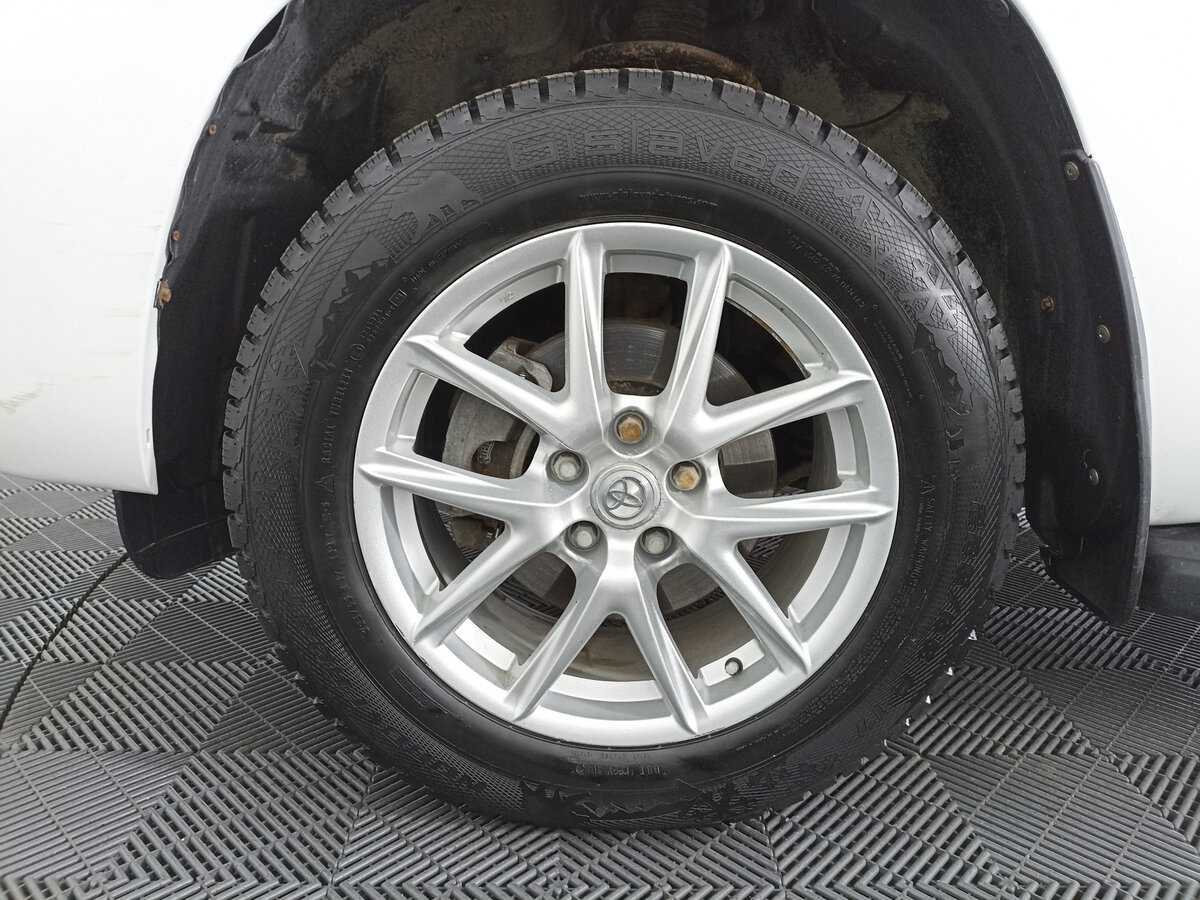 Toyota RAV4, 2012 - Фото №15