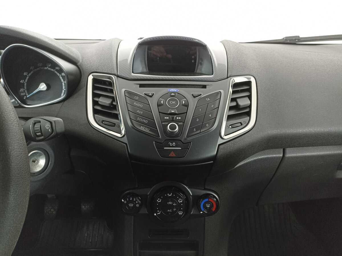 Ford Fiesta, 2015 - Фото №14