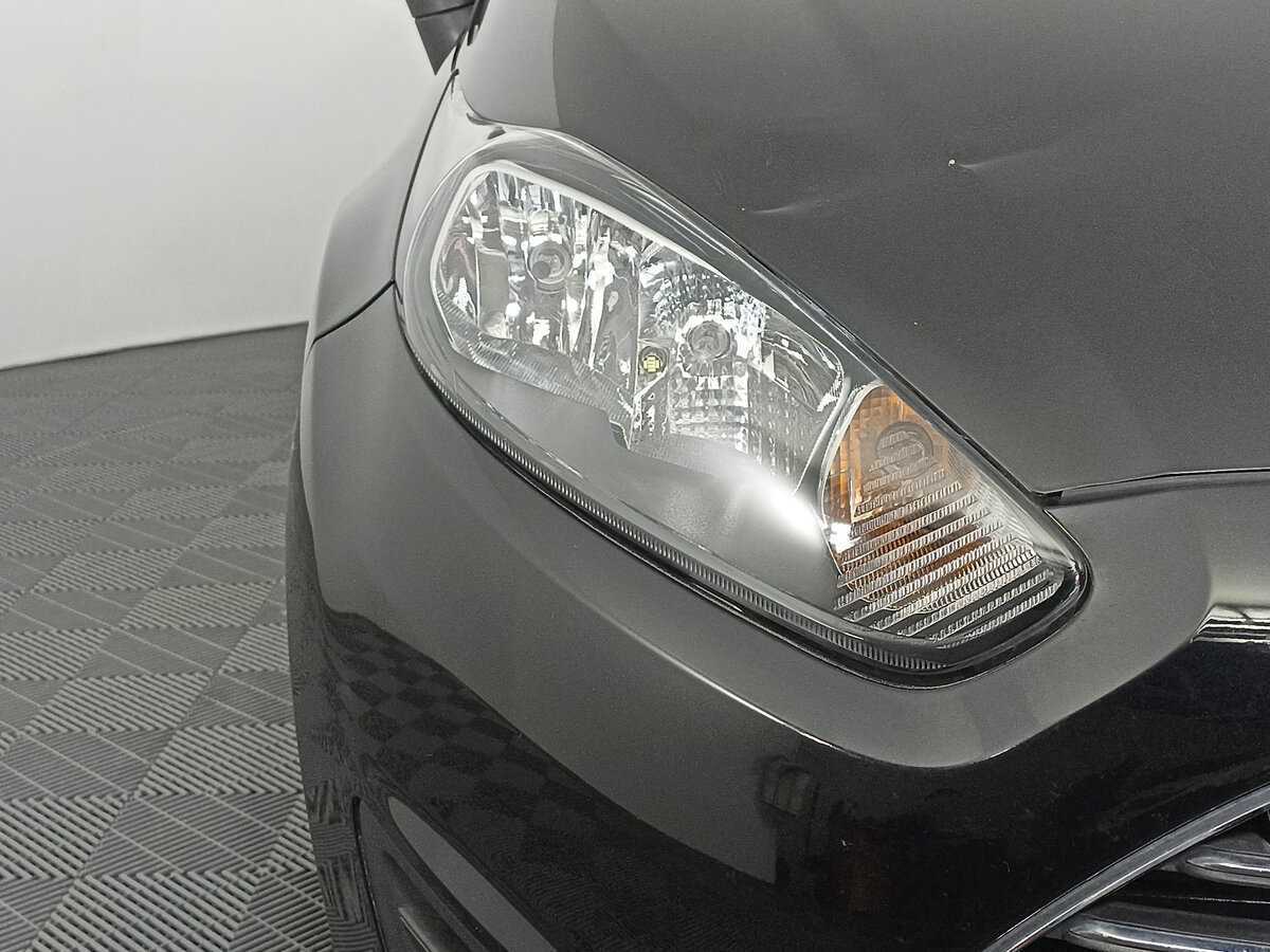 Ford Fiesta, 2015 - Фото №16