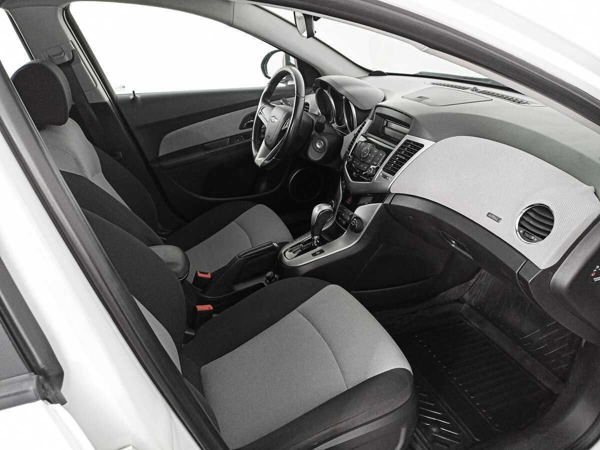 Chevrolet Cruze, 2012 - Фото №10