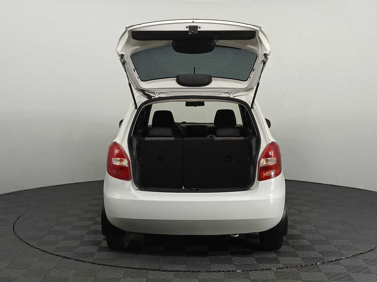 Skoda Fabia, 2013 - Фото №9