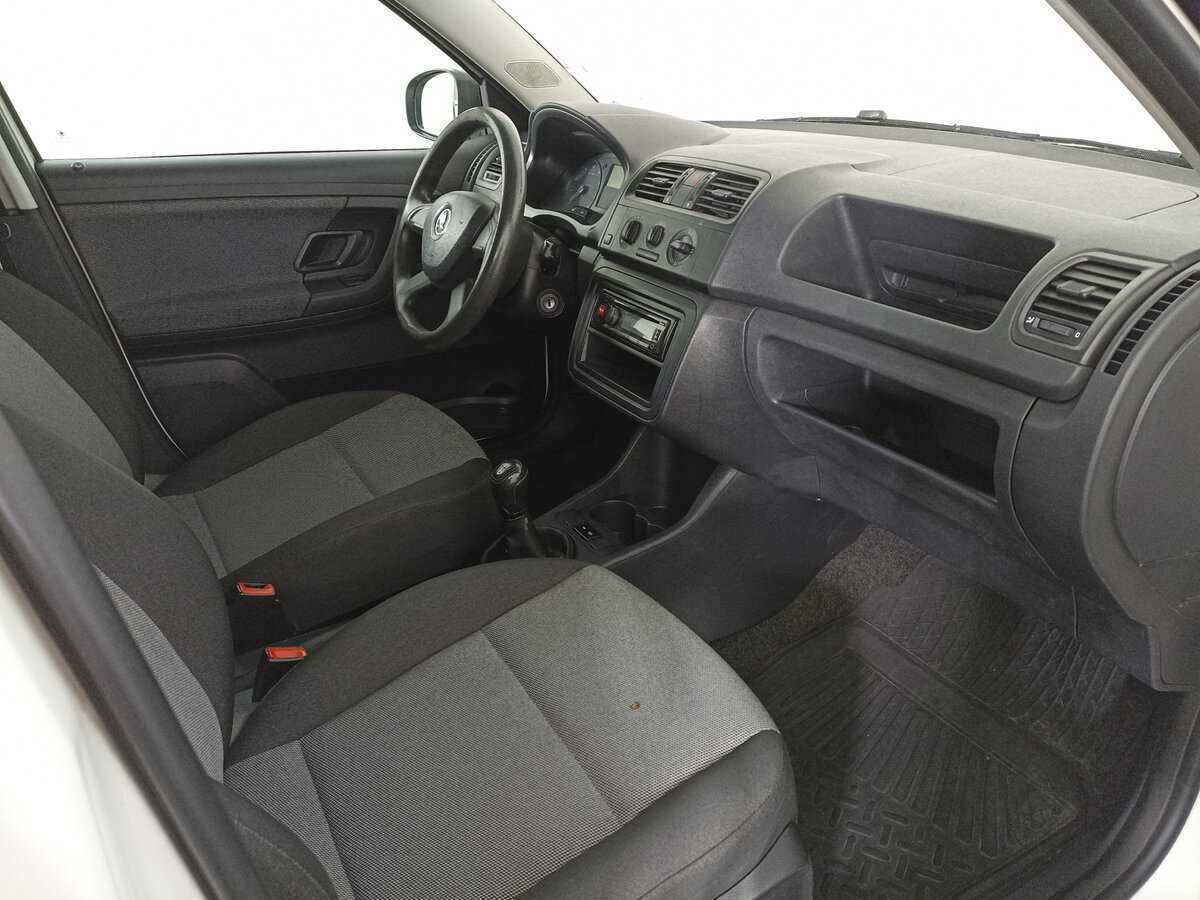 Skoda Fabia, 2013 - Фото №10