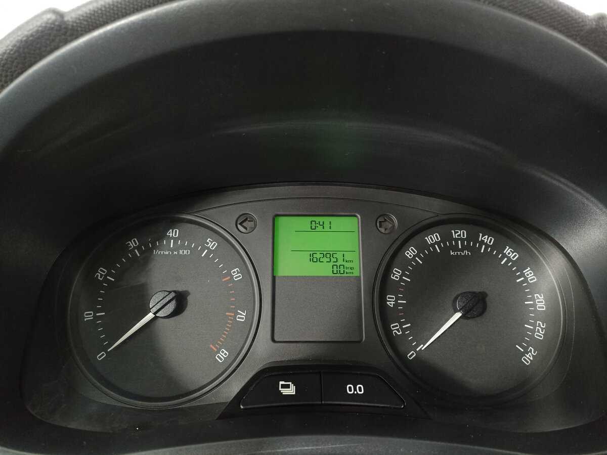 Skoda Fabia, 2013 - Фото №12