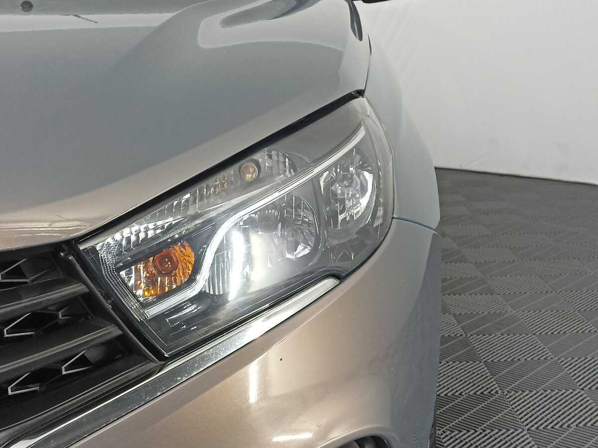 Lada (ВАЗ) Vesta, 2017 - Фото №15