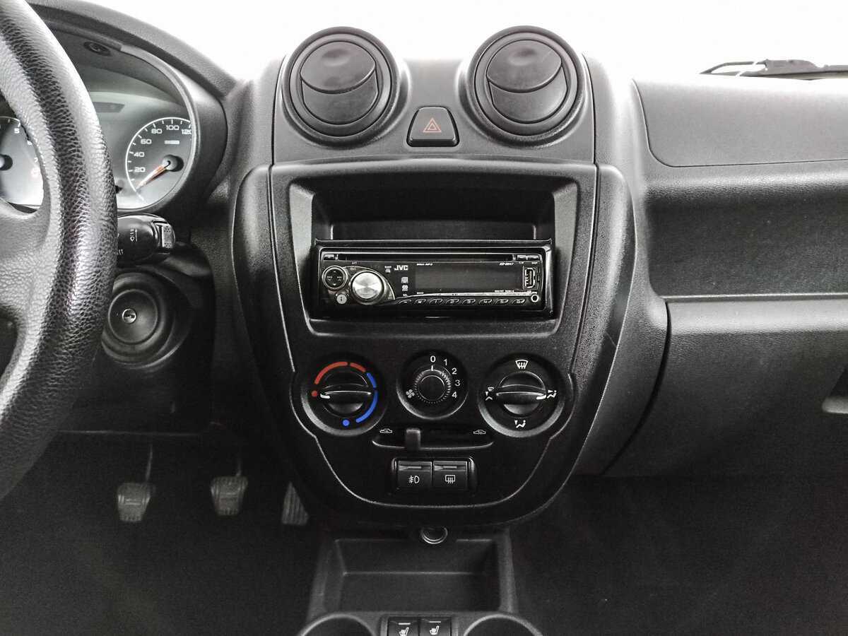 Lada (ВАЗ) Granta, 2017 - Фото №14