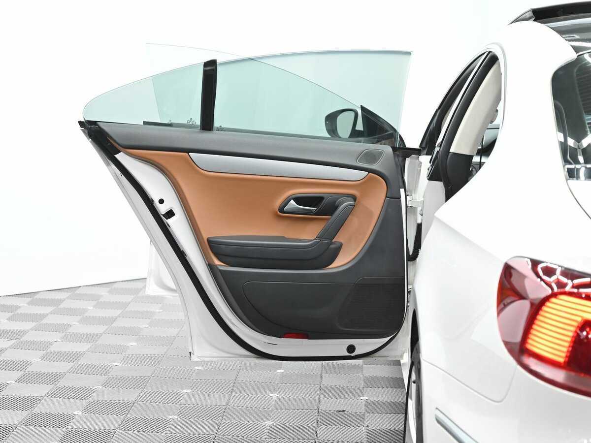 Volkswagen Passat CC, 2013 - Фото №5