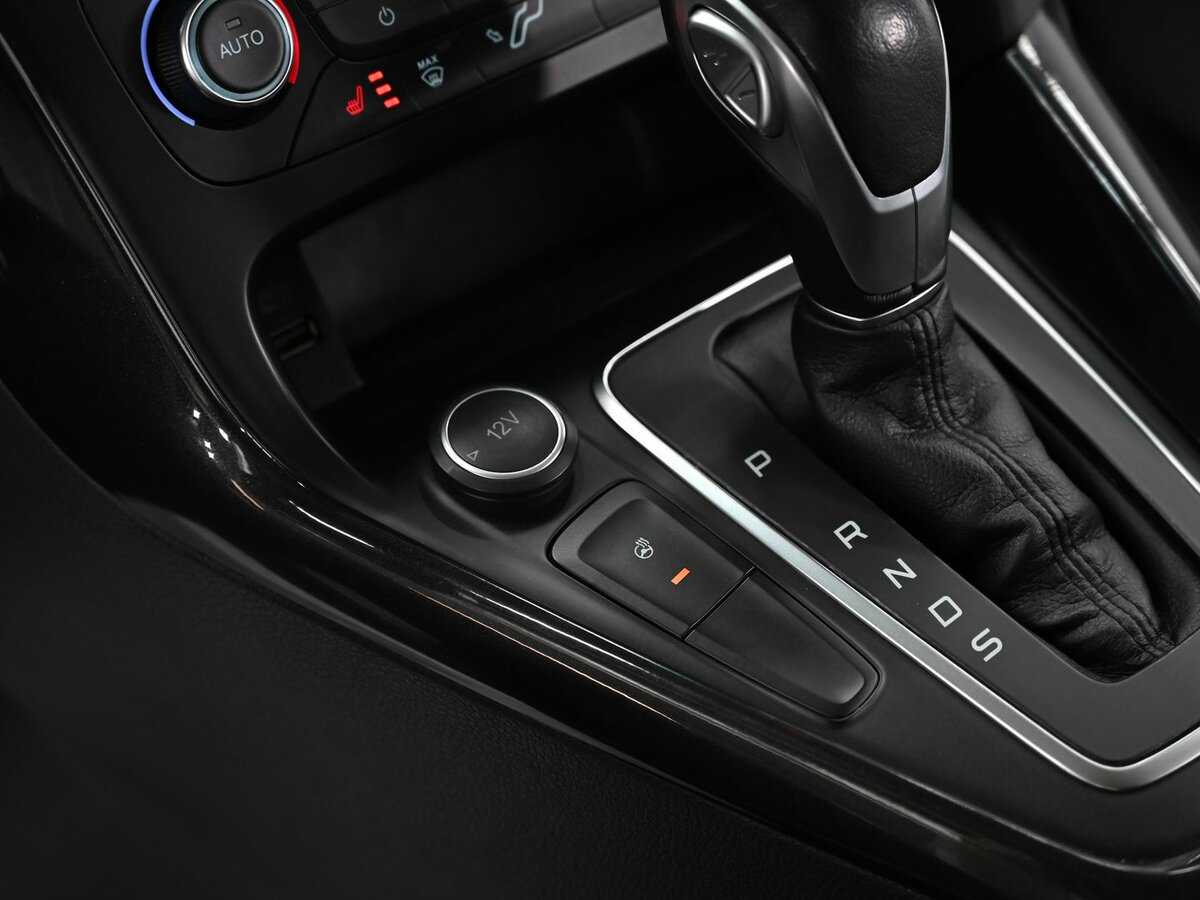 Ford Focus, 2018 - Фото №11