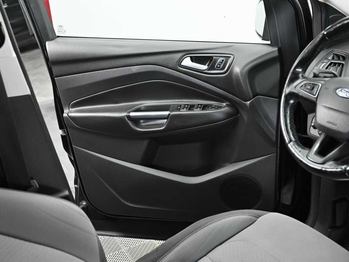 Ford Kuga, 2017 - Фото №6