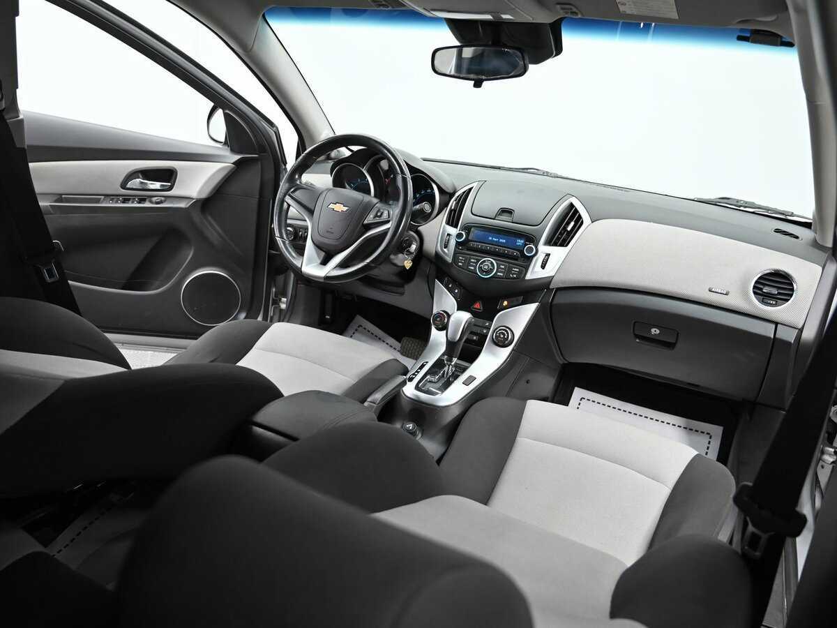 Chevrolet Cruze, 2013 - Фото №12