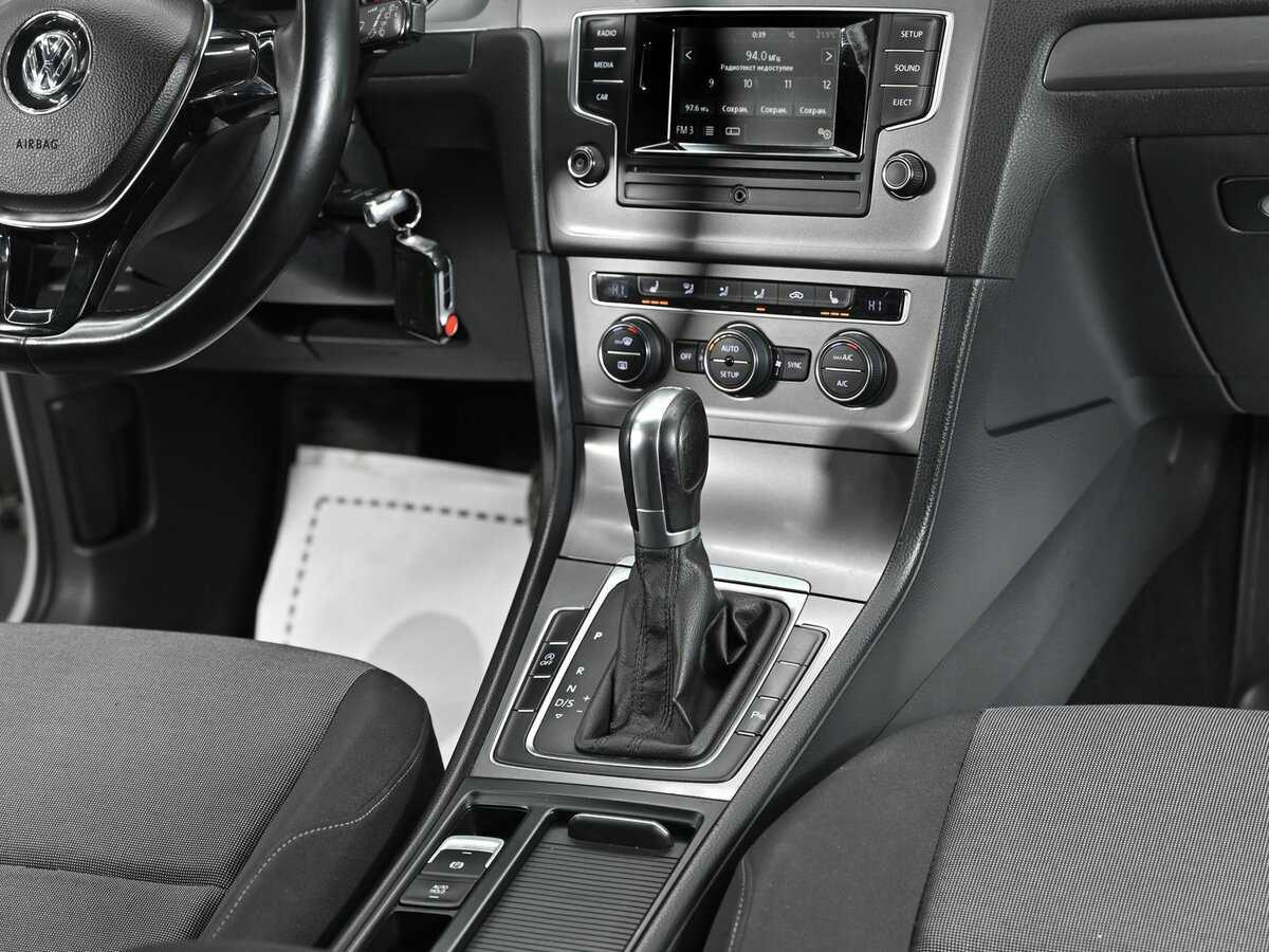 Volkswagen Golf, 2013 - Фото №8