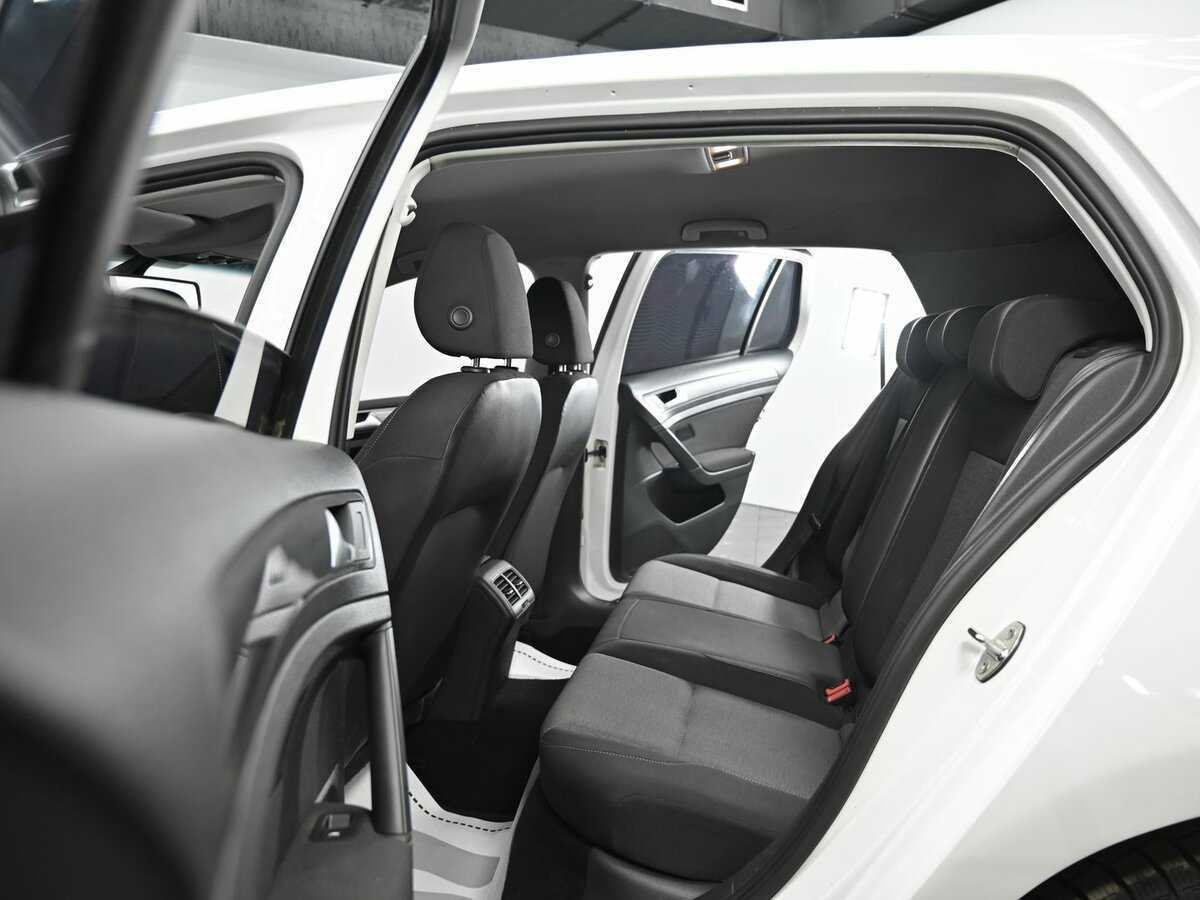 Volkswagen Golf, 2013 - Фото №13