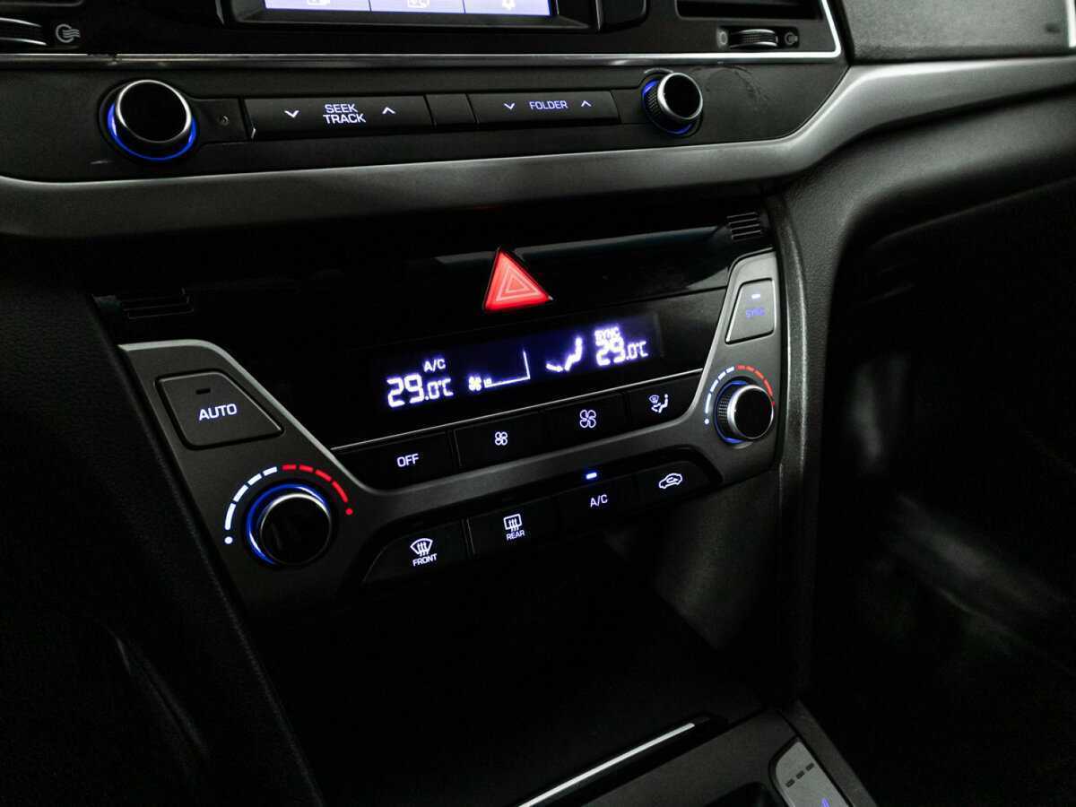 Hyundai Elantra, 2017 - Фото №16