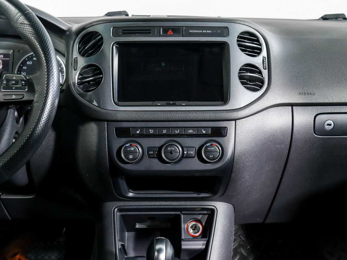 Volkswagen Tiguan, 2015 - Фото №12