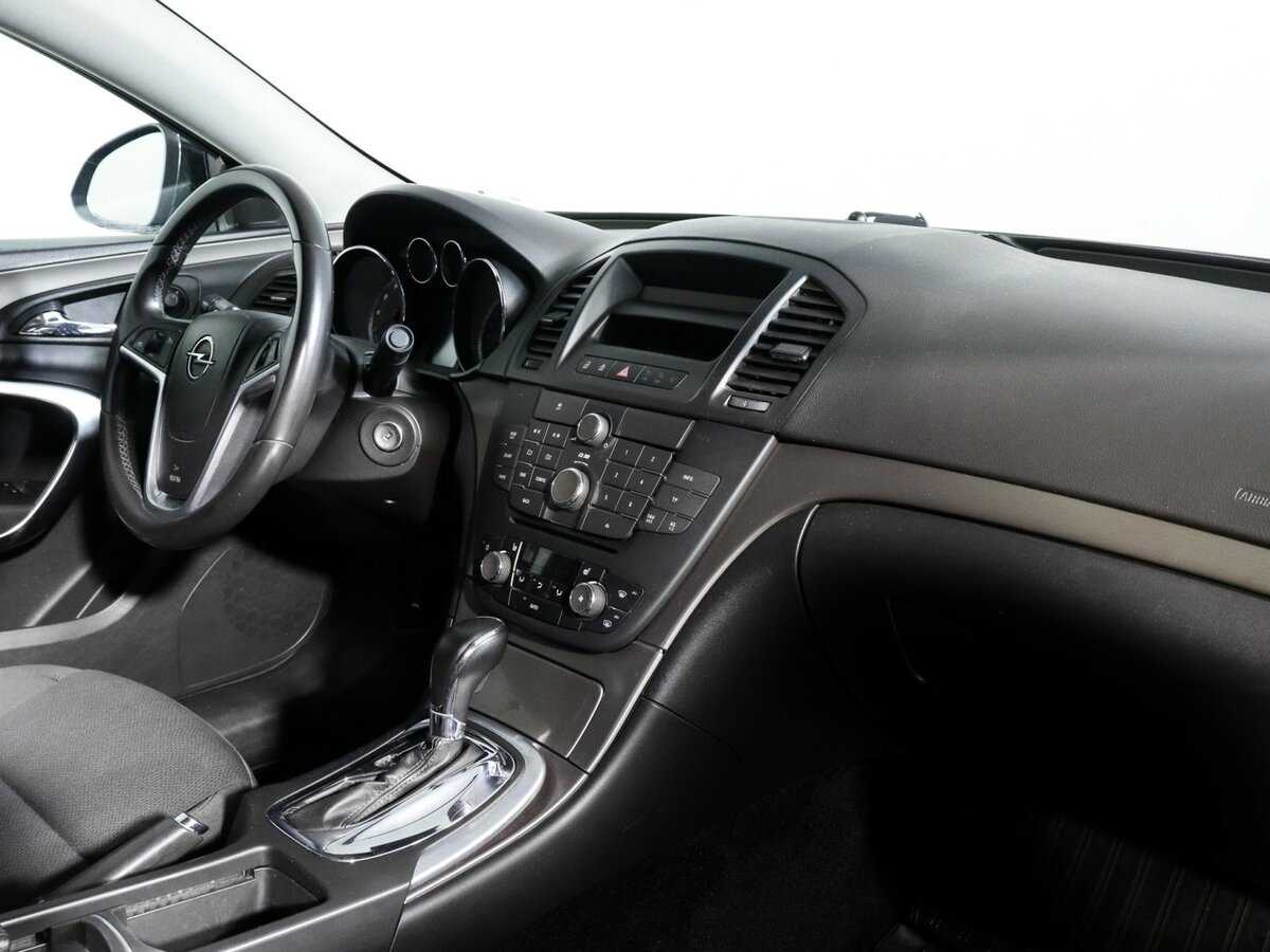 Opel Insignia, 2012 - Фото №3