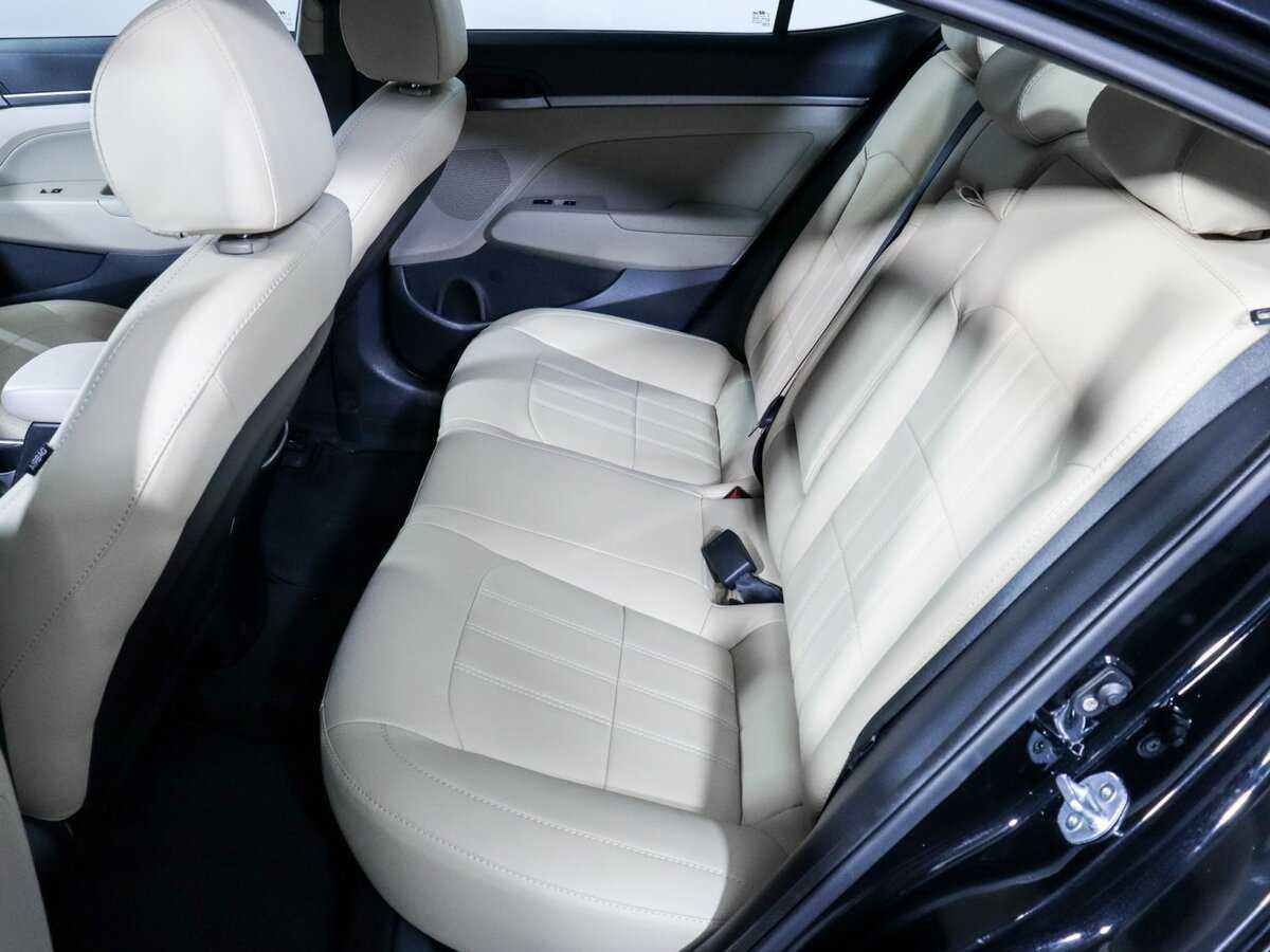 Hyundai Elantra, 2018 - Фото №6
