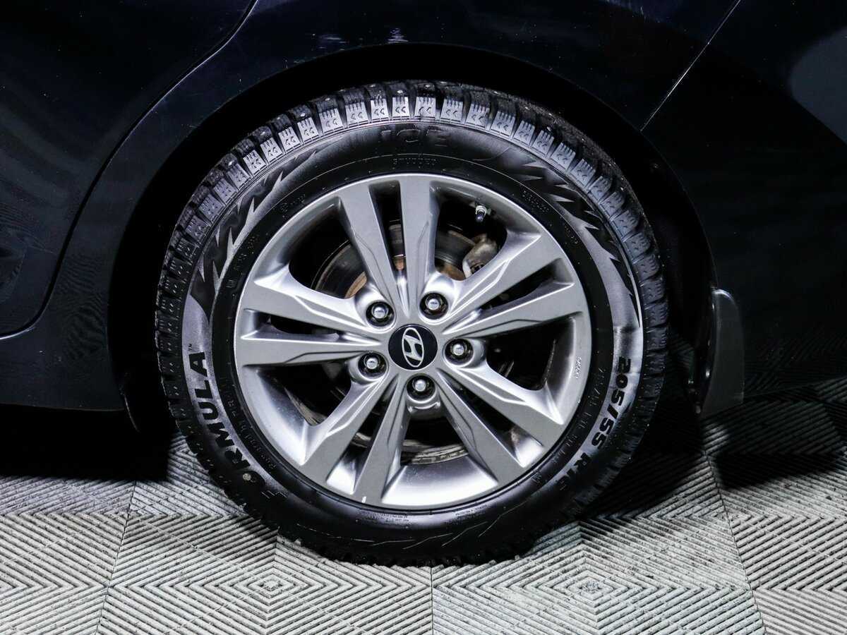 Hyundai Elantra, 2018 - Фото №11