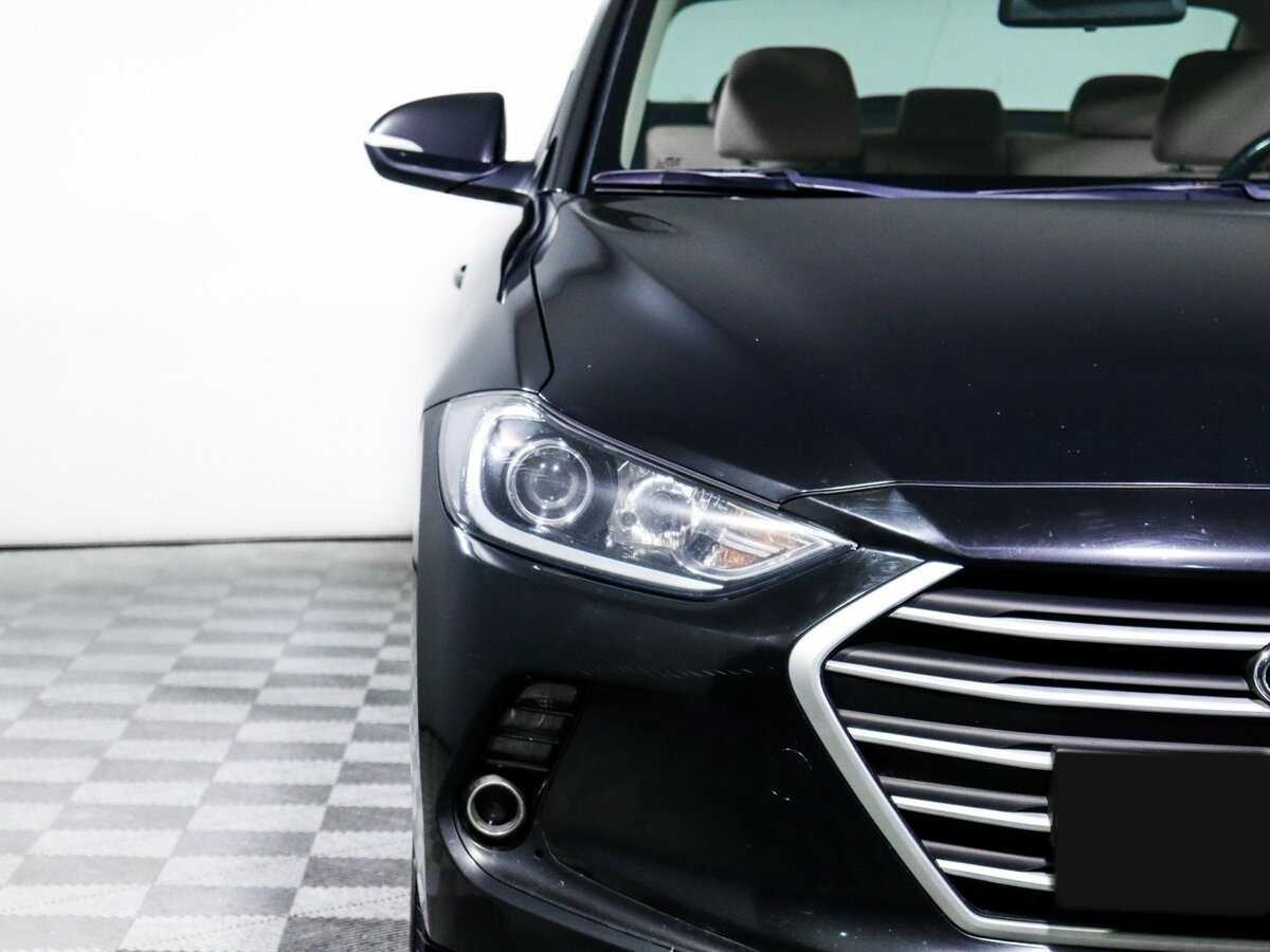Hyundai Elantra, 2018 - Фото №13