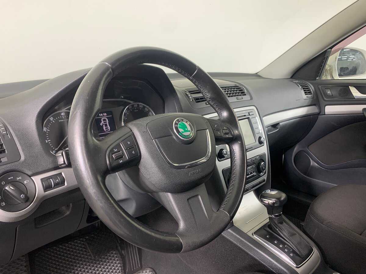 Skoda Octavia, 2012 - Фото №10