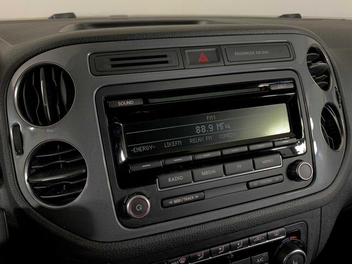 Volkswagen Tiguan, 2014 - Фото №15