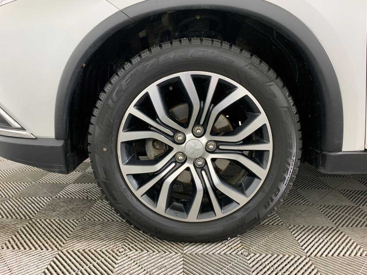 Mitsubishi Outlander, 2016 - Фото №8