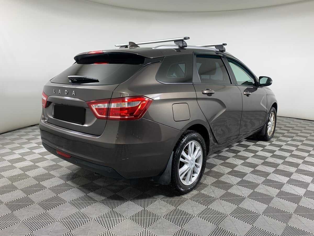 Lada (ВАЗ) Vesta SW, 2019 - Фото №4