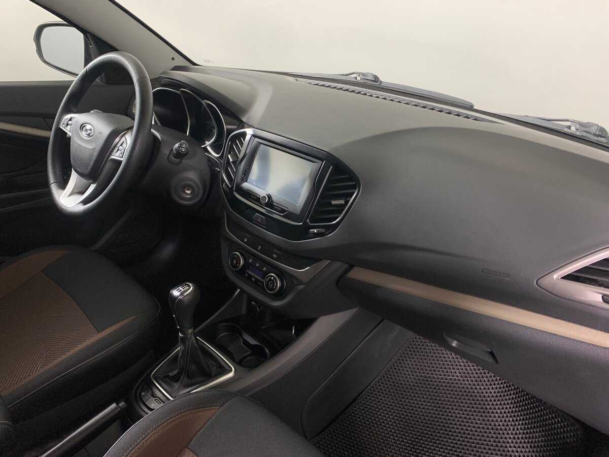 Lada (ВАЗ) Vesta SW, 2019 - Фото №13