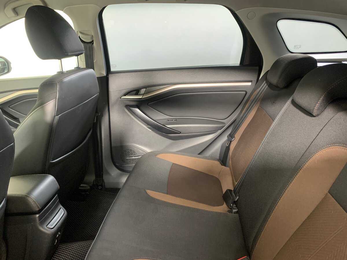 Lada (ВАЗ) Vesta SW, 2019 - Фото №18