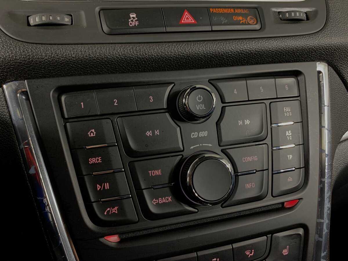 Opel Mokka, 2013 - Фото №14