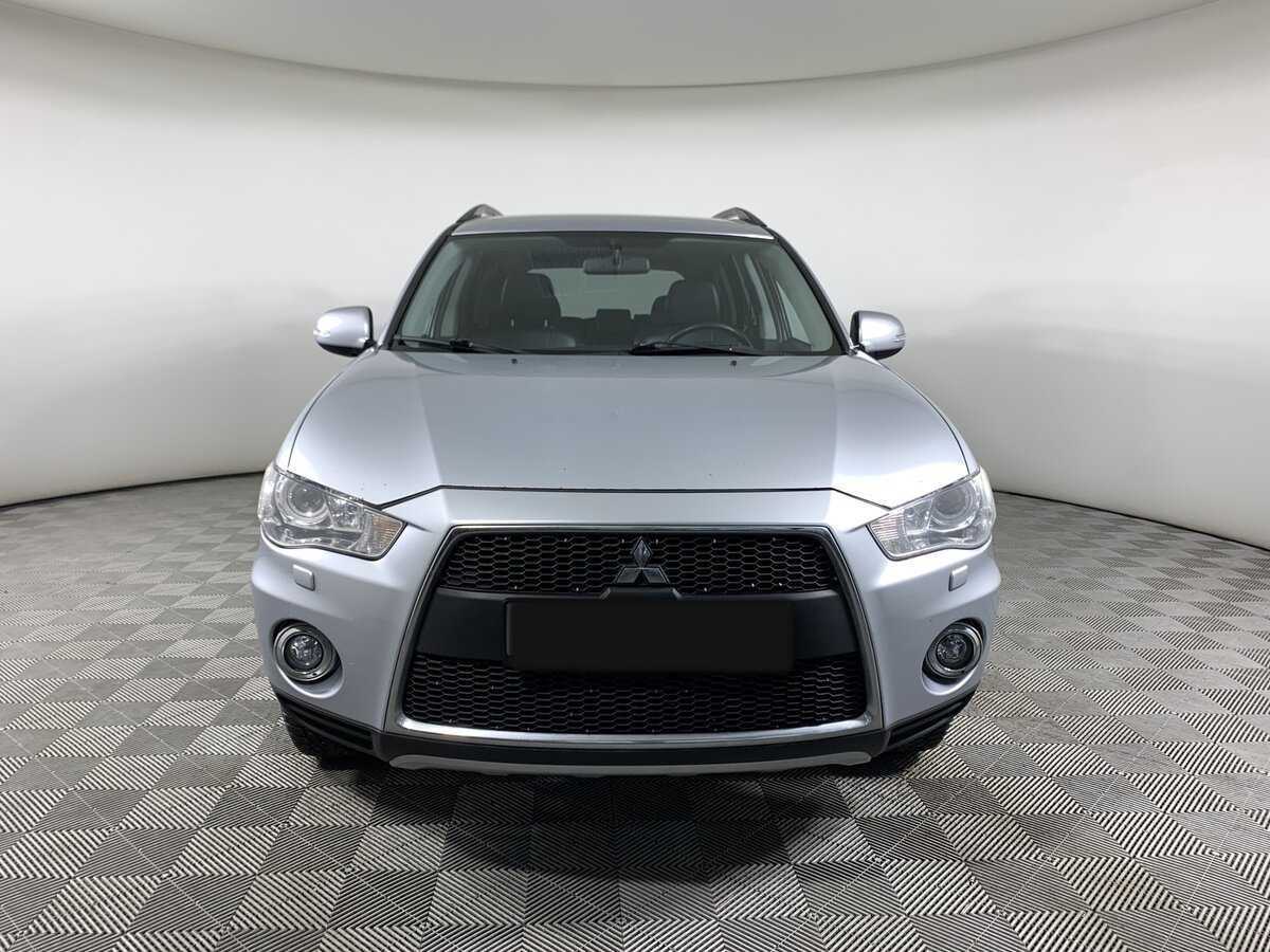 Mitsubishi Outlander, 2012 - Фото №1