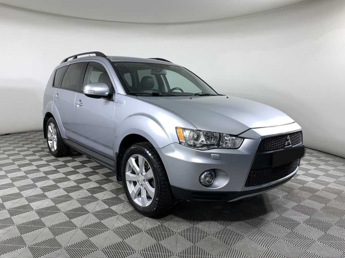 Mitsubishi Outlander, 2012 - Фото №2